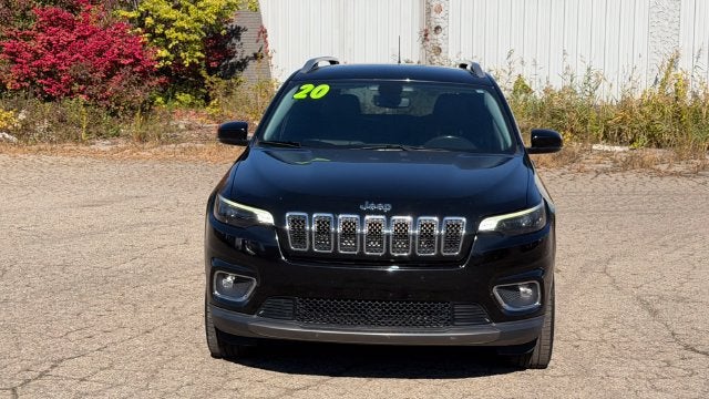 Used 2020 Jeep Cherokee Limited with VIN 1C4PJMDX9LD621695 for sale in Woodhaven, MI