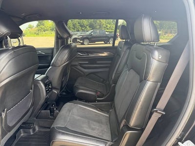 2023 Jeep Grand Cherokee L Altitude 4x4
