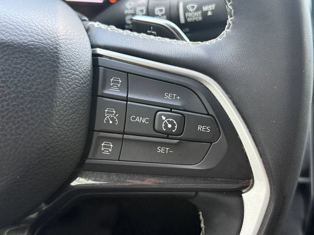 2023 Jeep Grand Cherokee L Altitude 4x4