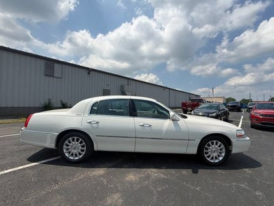 2006 Lincoln Town Car Signature