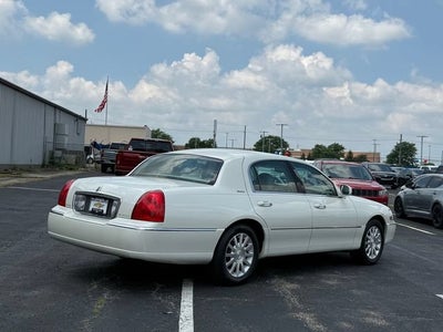 2006 Lincoln Town Car Signature