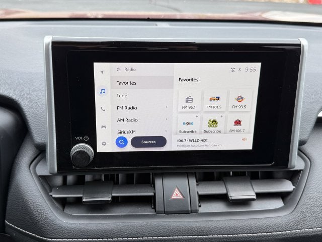 2025 Toyota RAV4 LE
