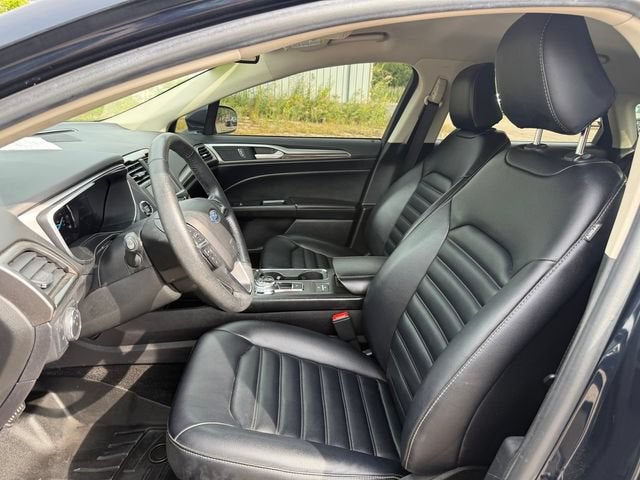 2020 Ford Fusion SEL