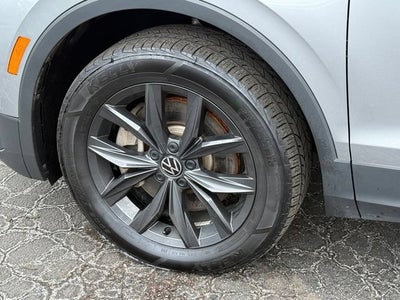 2024 Volkswagen Tiguan 2.0T SE