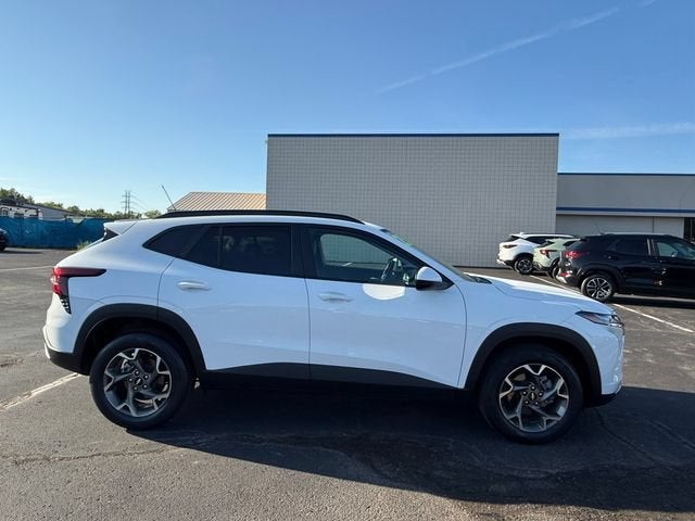 2025 Chevrolet Trax LT